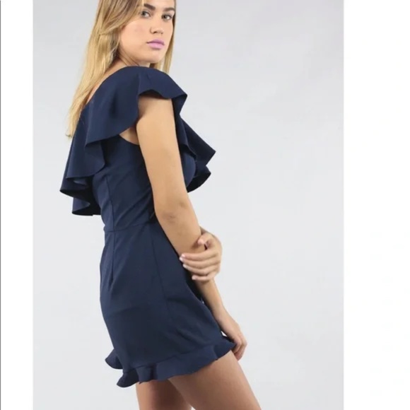 Shorts Romper by J.O.A. One Shoulder Size XS - Picture 7 of 14